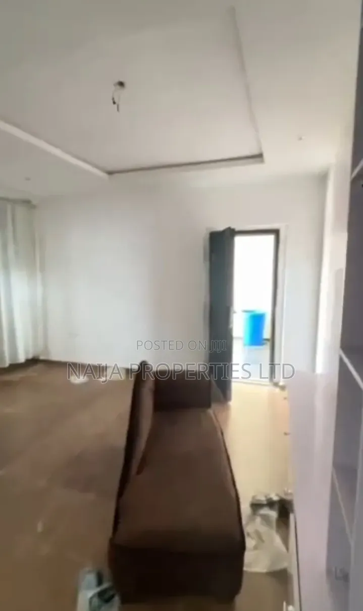 Mini Flat in Abijo for rent