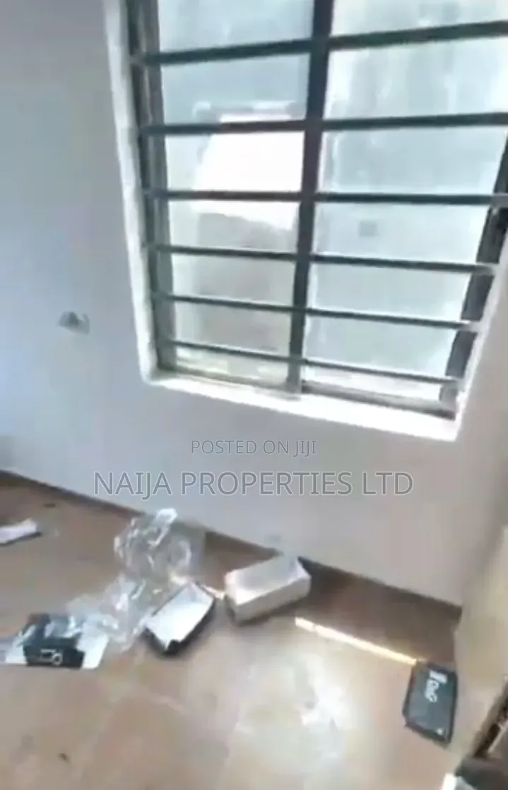 Mini Flat in Abijo for rent