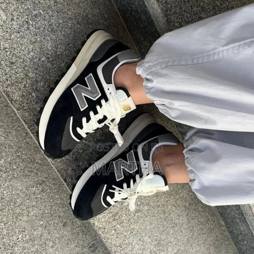 Luxury Quality Beautiful New Balance 740