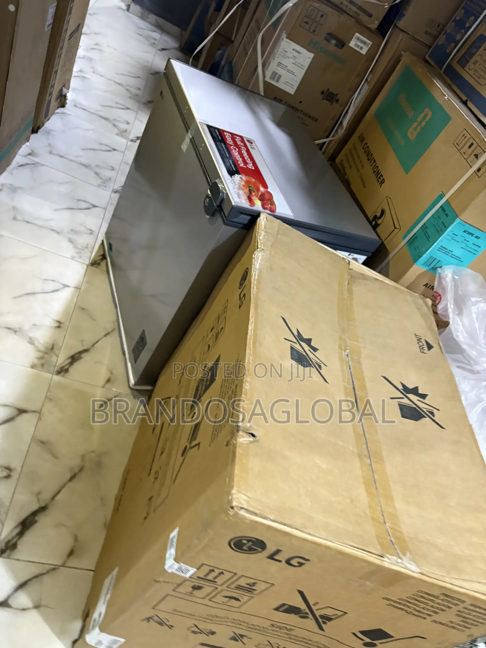 LG 194L Chest Freezer With Inner Storage Basket