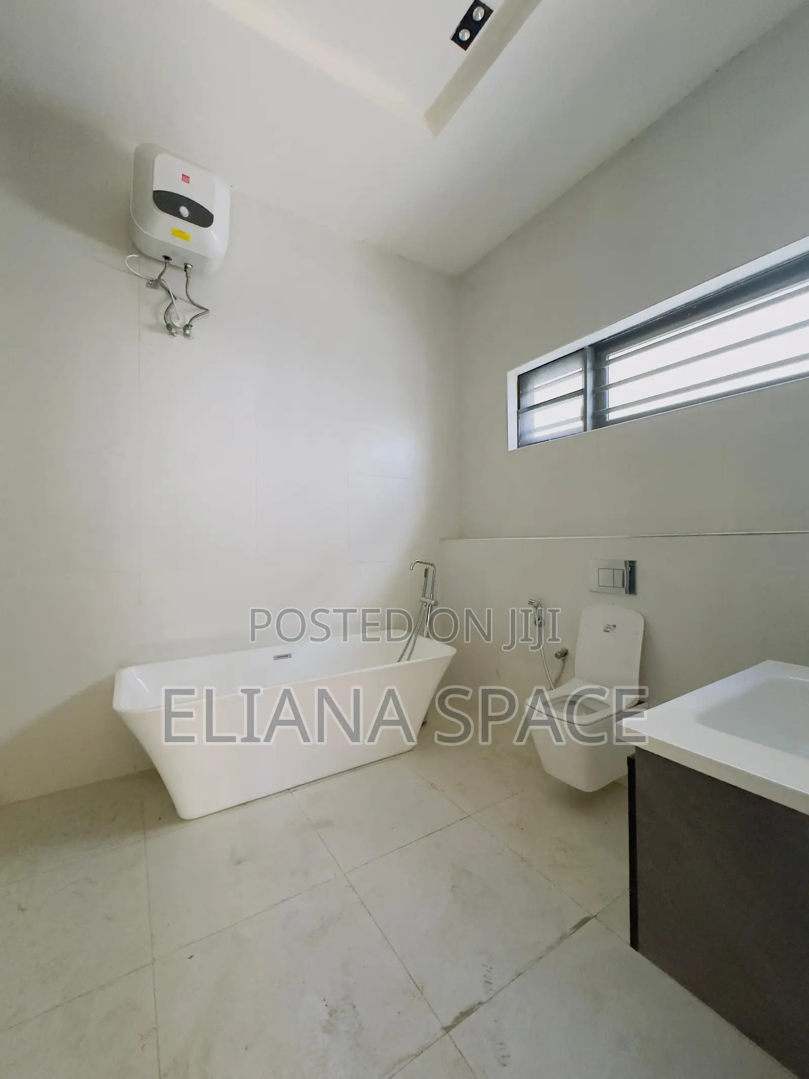 4bdrm Duplex in Adeniyi Jones for sale