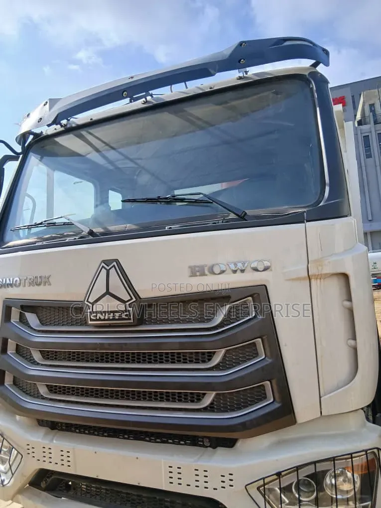 Foreign Used Covid 19 10tyres Howo Dump Truck