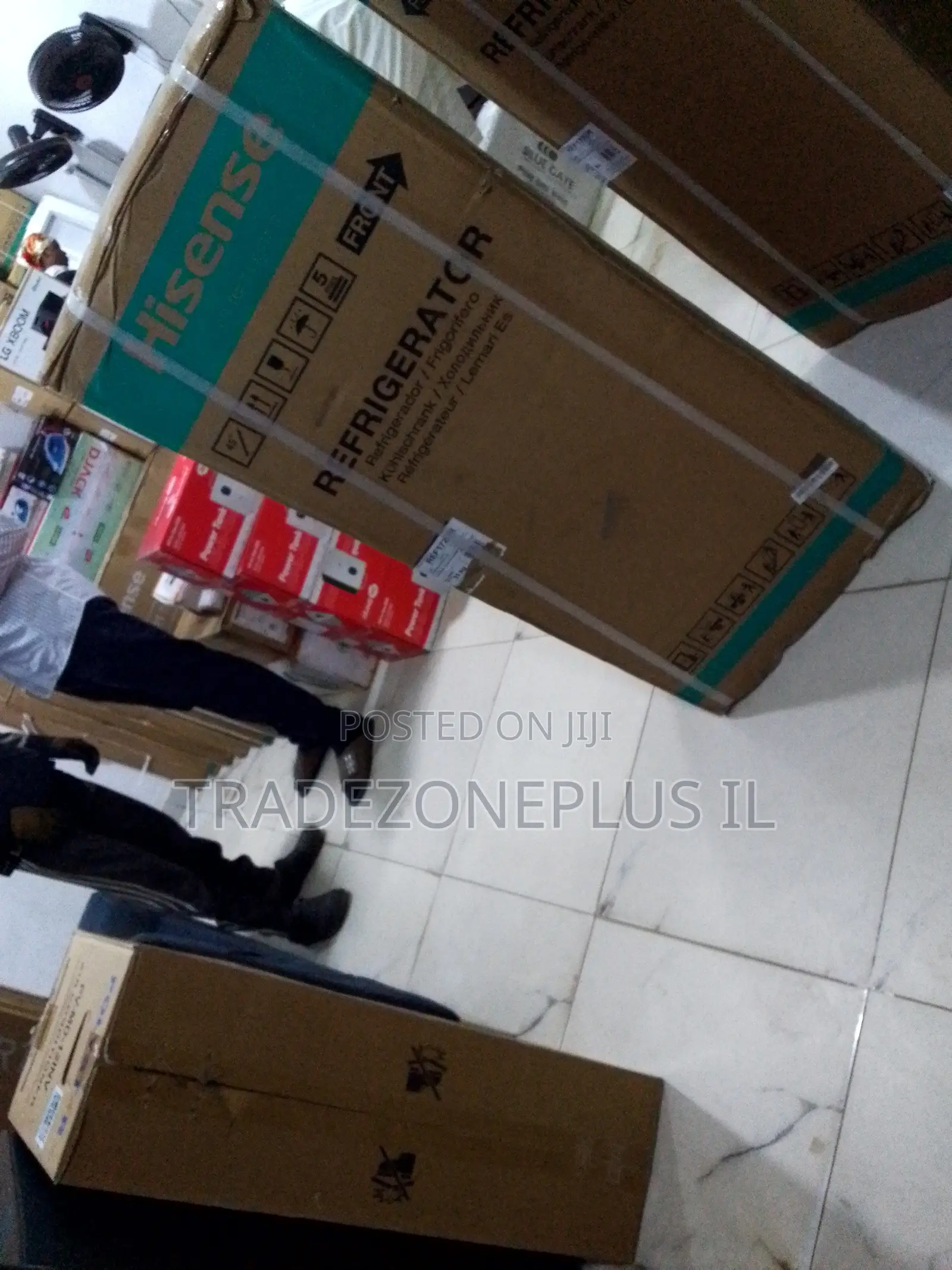 Hisense 124-Litre Fridge – Ideal for Chilled Drinks and Perishable Foo