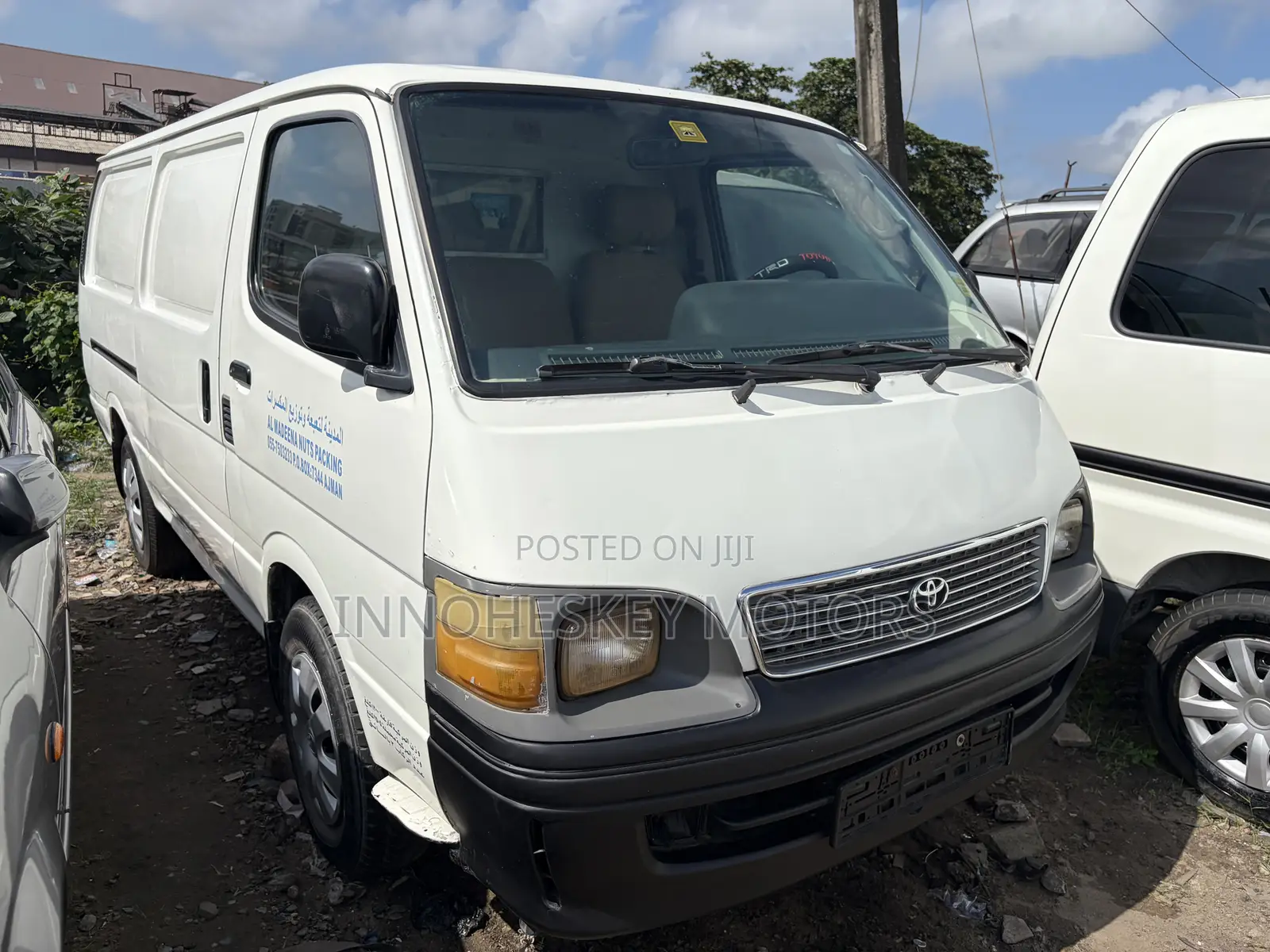 Toyota HiAce 2003 White