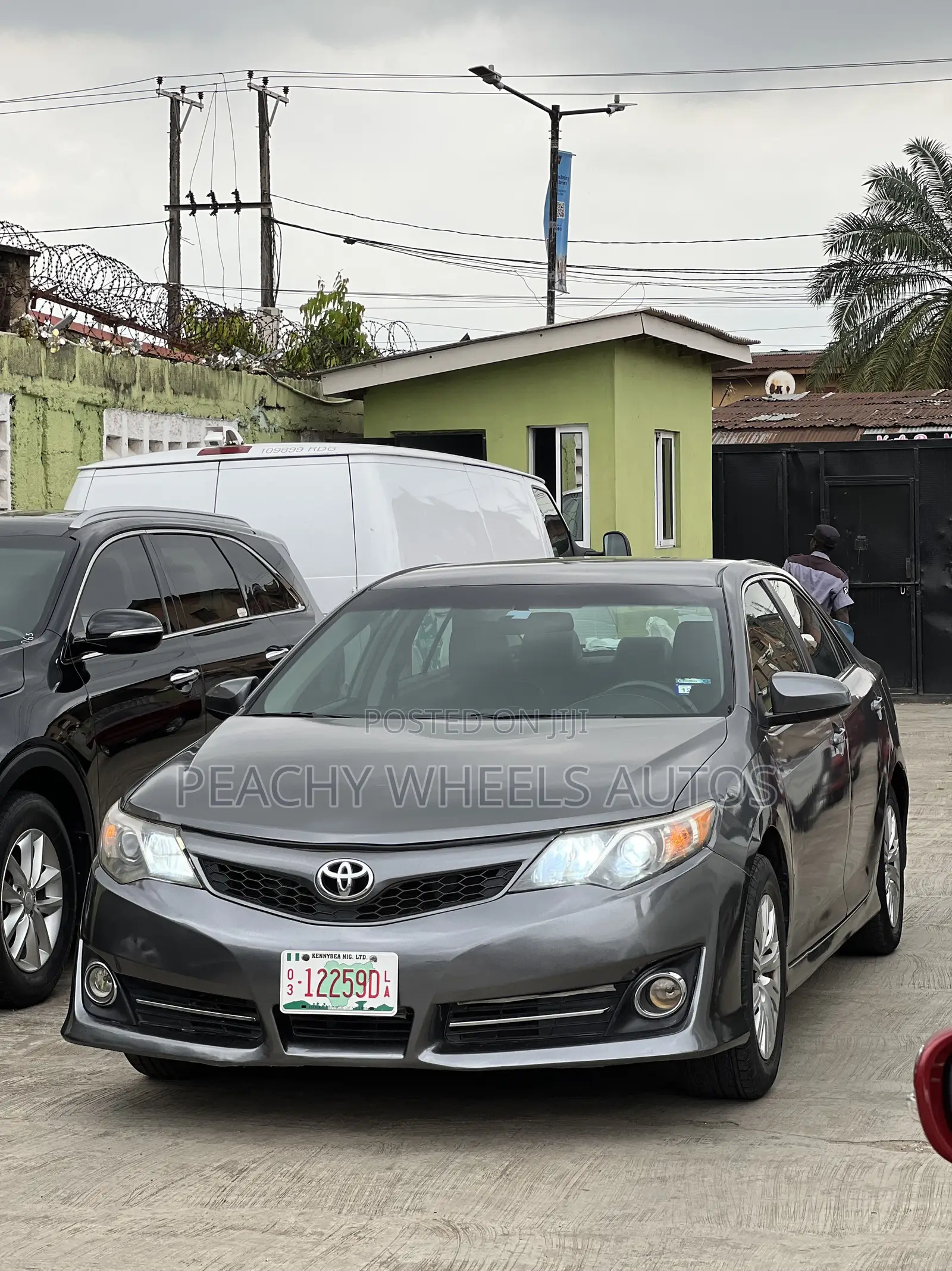 Toyota Camry 2014 Gray