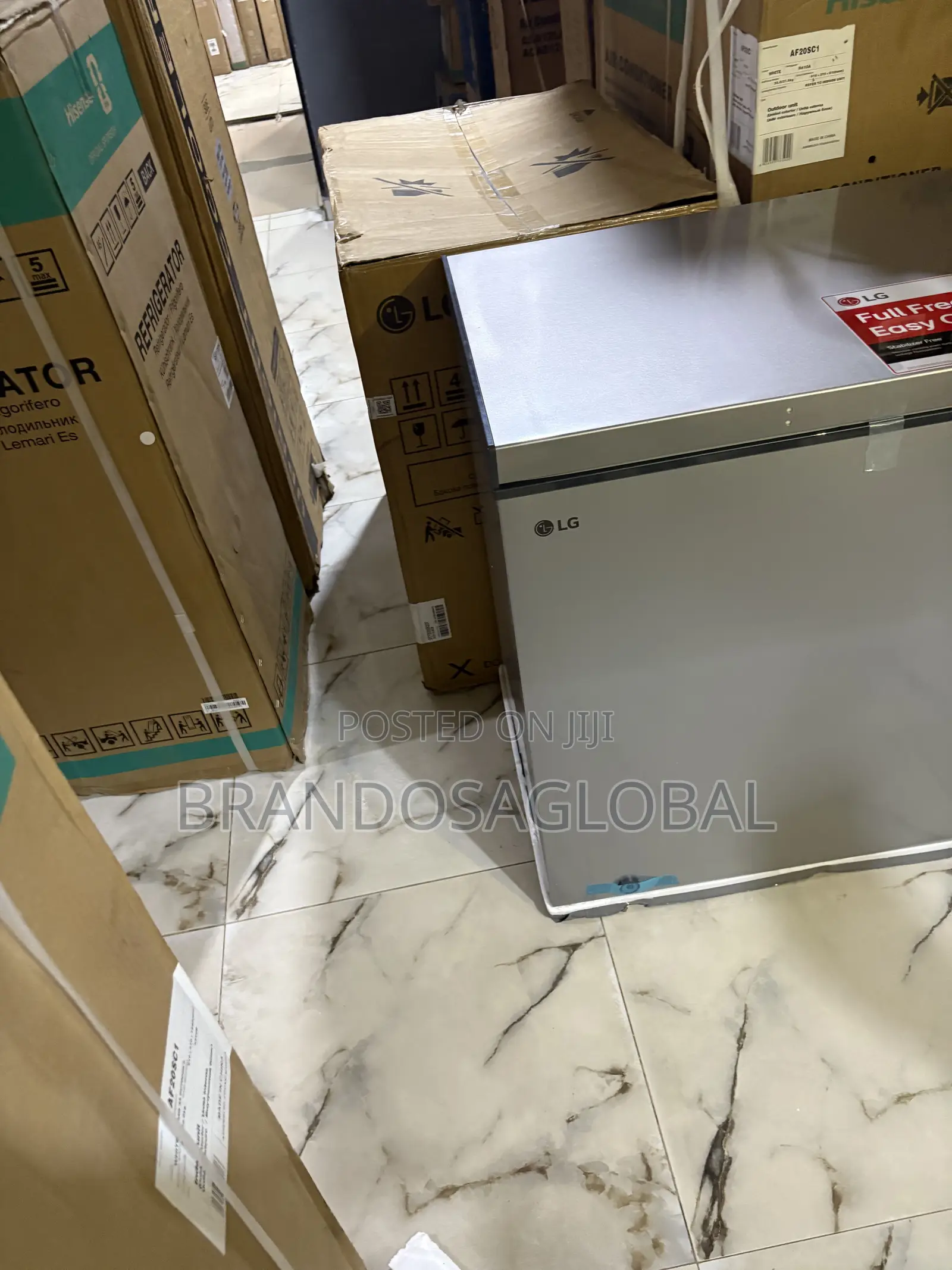 LG FRZ205BQCF 194L Silver Chest Deep Freezer