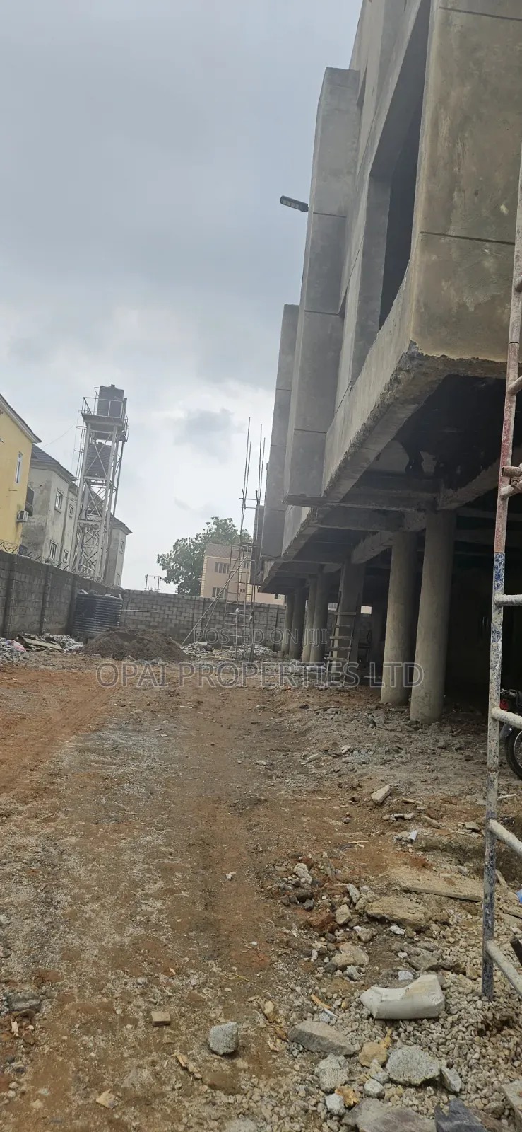 4bdrm Townhouse/Terrace in Mabushi for sale