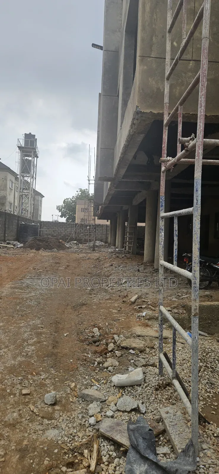 4bdrm Townhouse/Terrace in Mabushi for sale