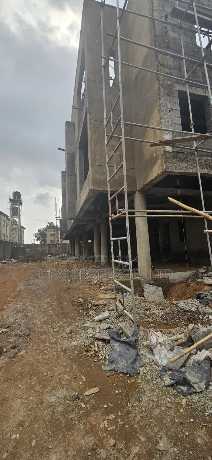 4bdrm Townhouse/Terrace in Mabushi for sale