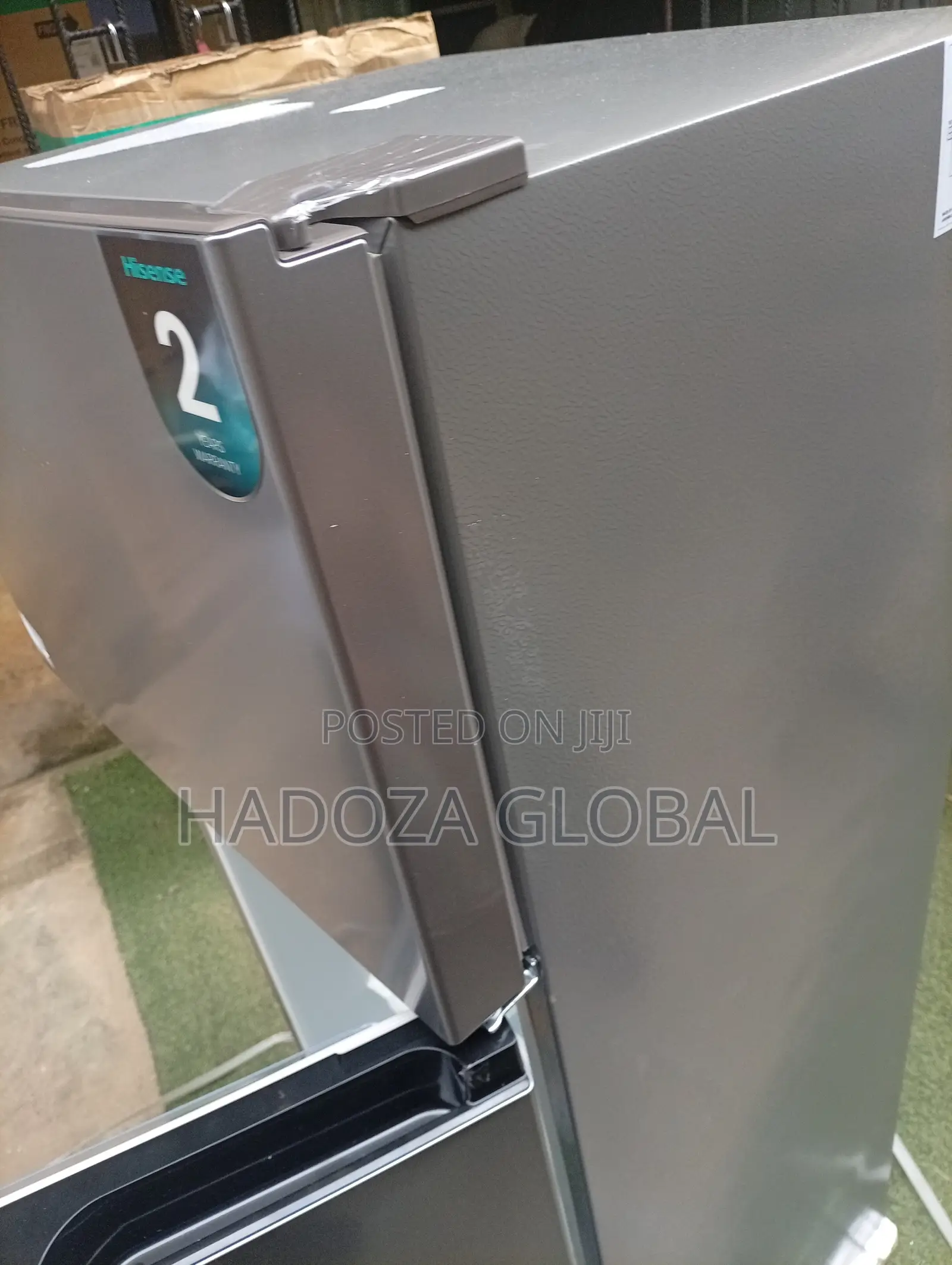 Hisense Spacious Home Refrigerator With Freezer Section