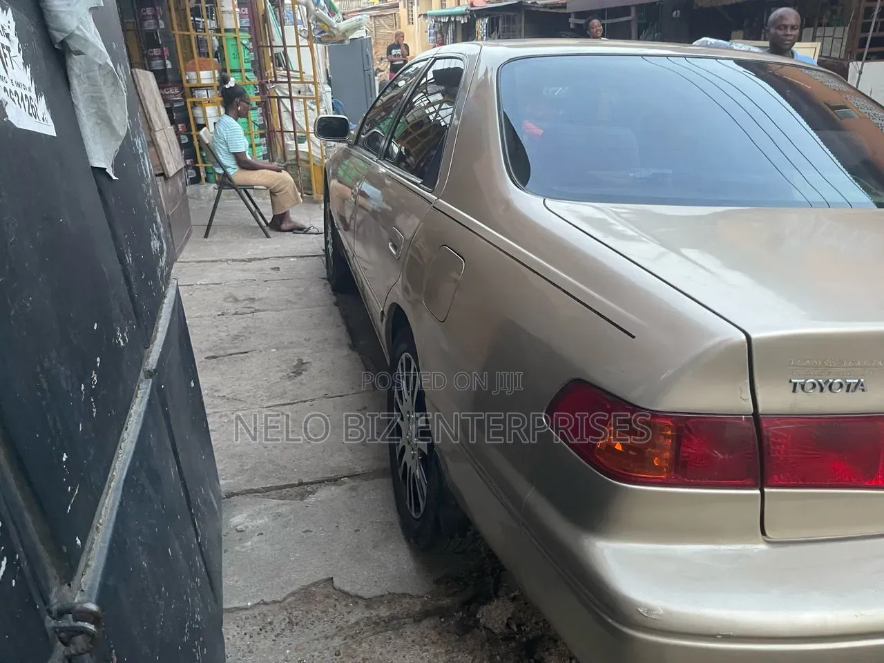 Toyota Camry 2002 Gold