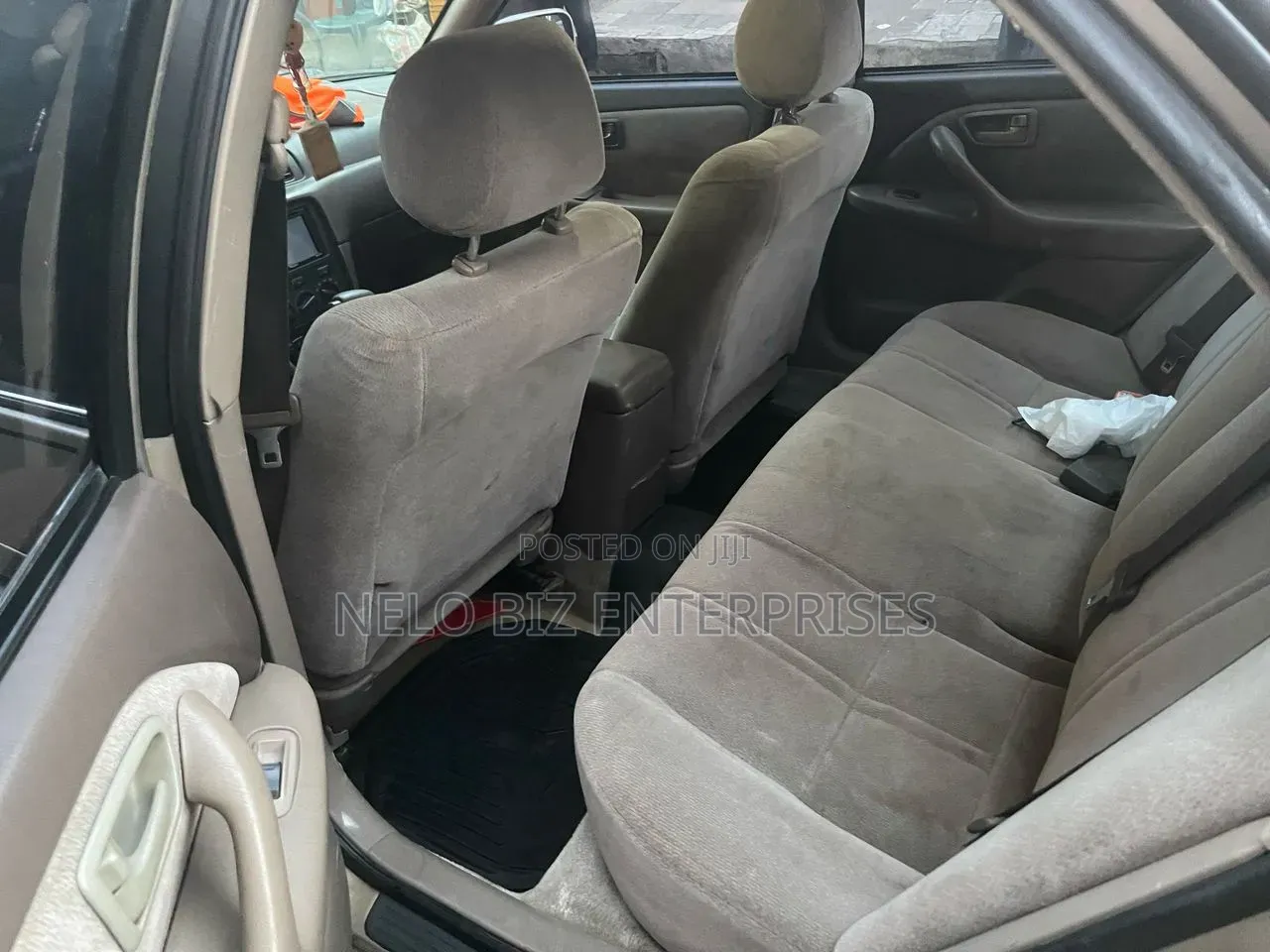 Toyota Camry 2002 Gold