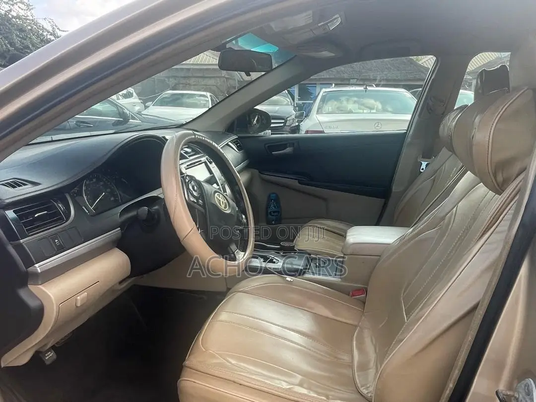 Toyota Camry 2013 Gold