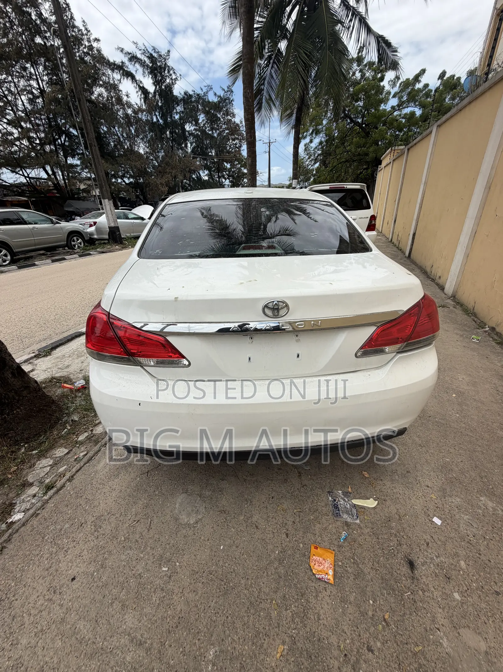 Toyota Avalon 2008 White