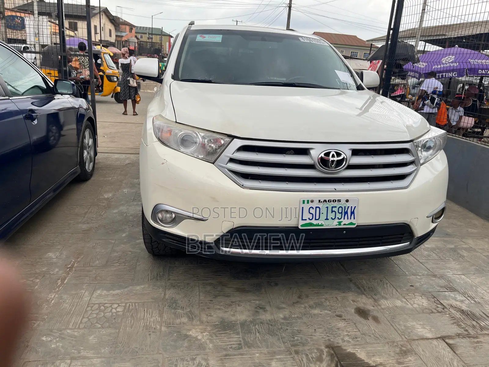 Toyota Highlander 2.7L 2WD 2013 White
