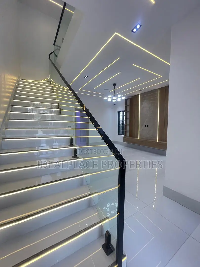 4bdrm Duplex in Sangotedo for sale