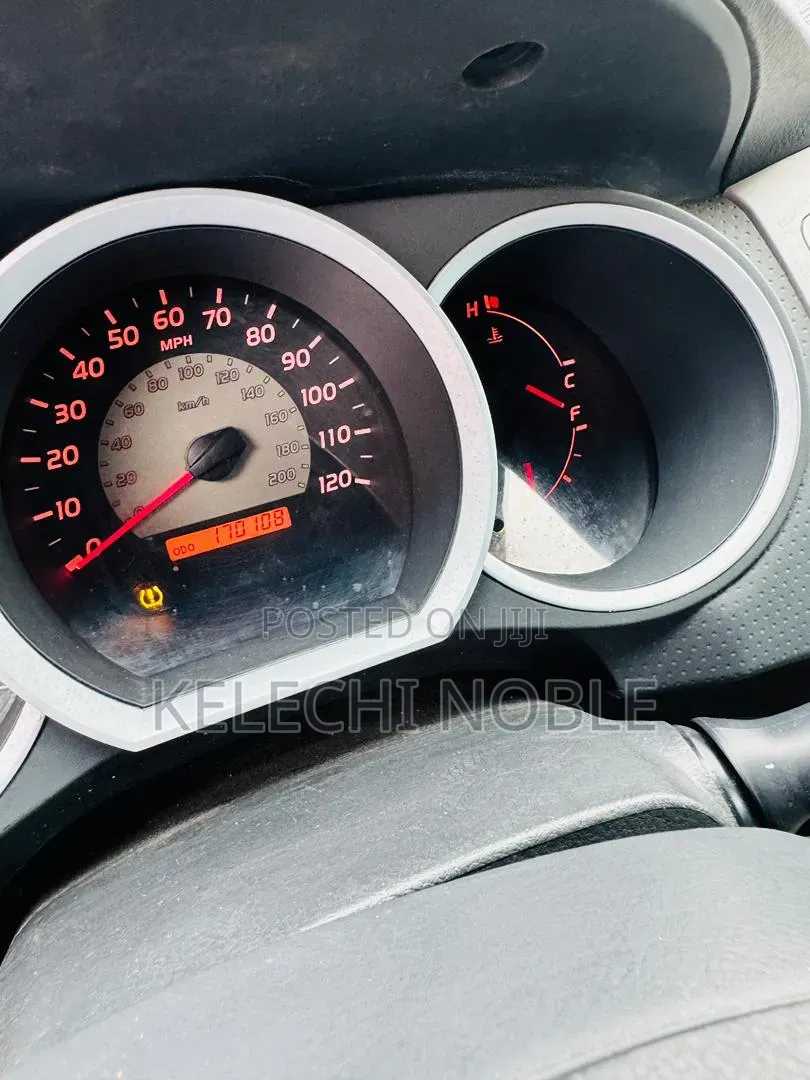 Toyota Tacoma Access Cab V6 Automatic 2010 Silver