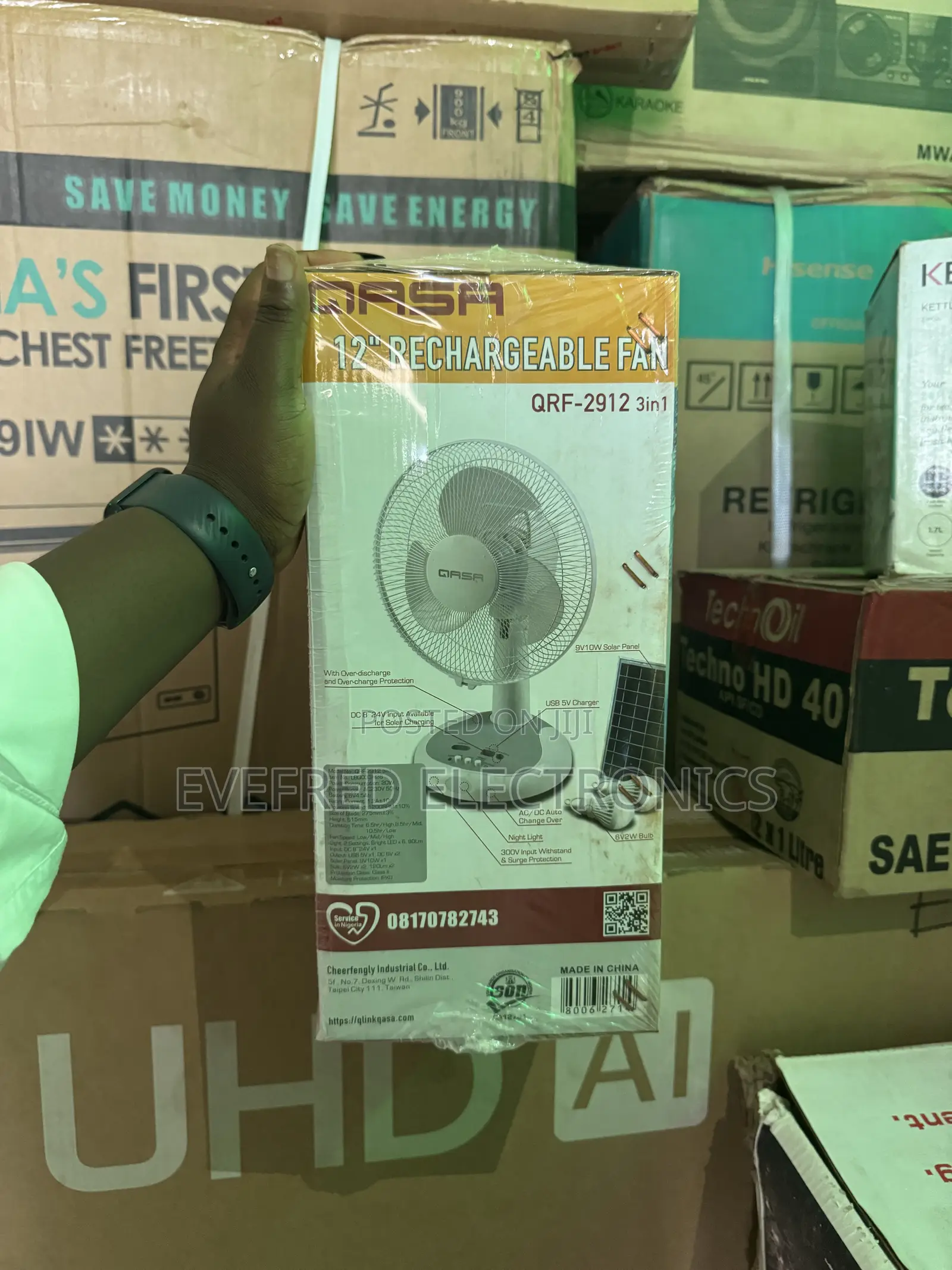 Brand New 12” Qasa Rechargeable Solar Table Fan