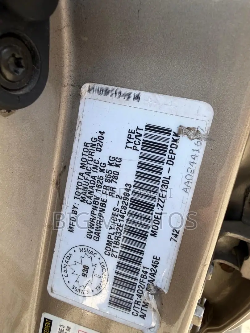 Toyota Corolla 2004 Gold