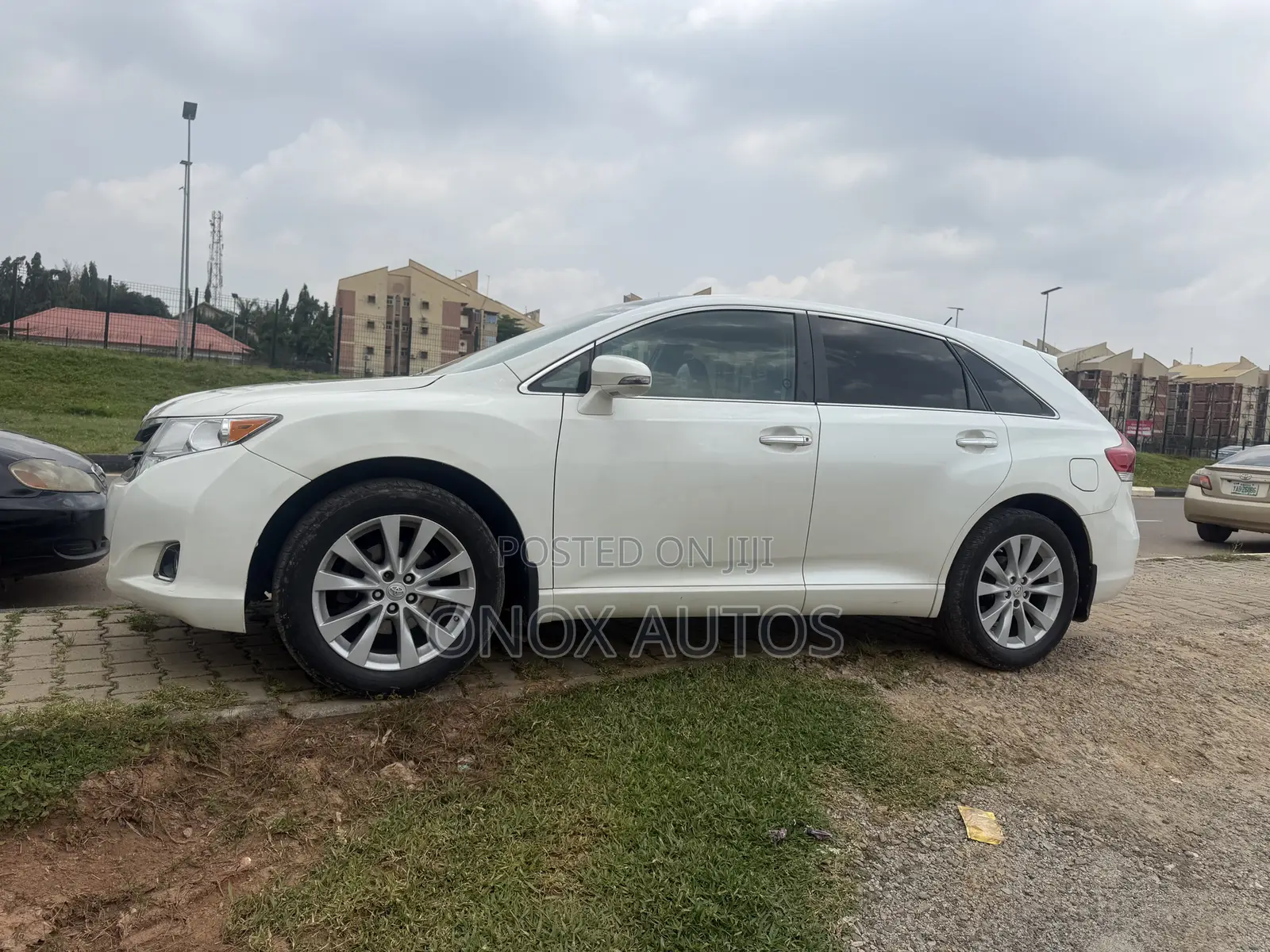 Toyota Venza Limited 2013 White