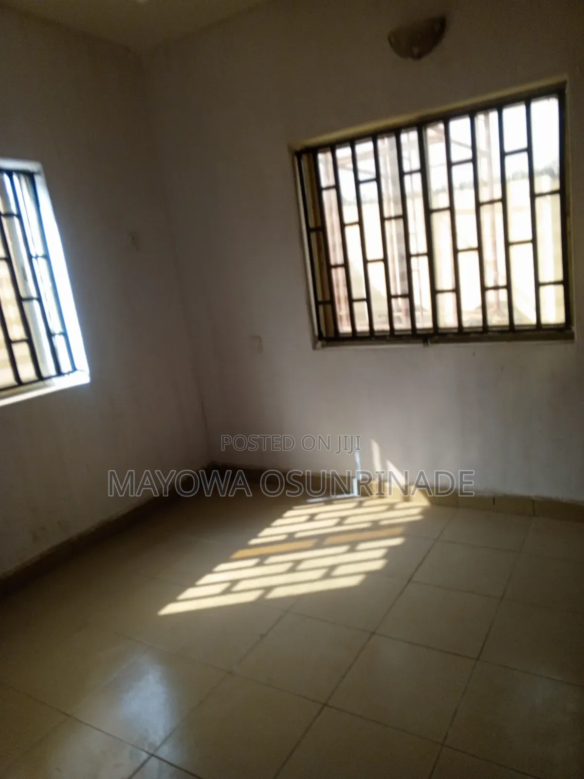 3bdrm Apartment in Ologuneru for rent