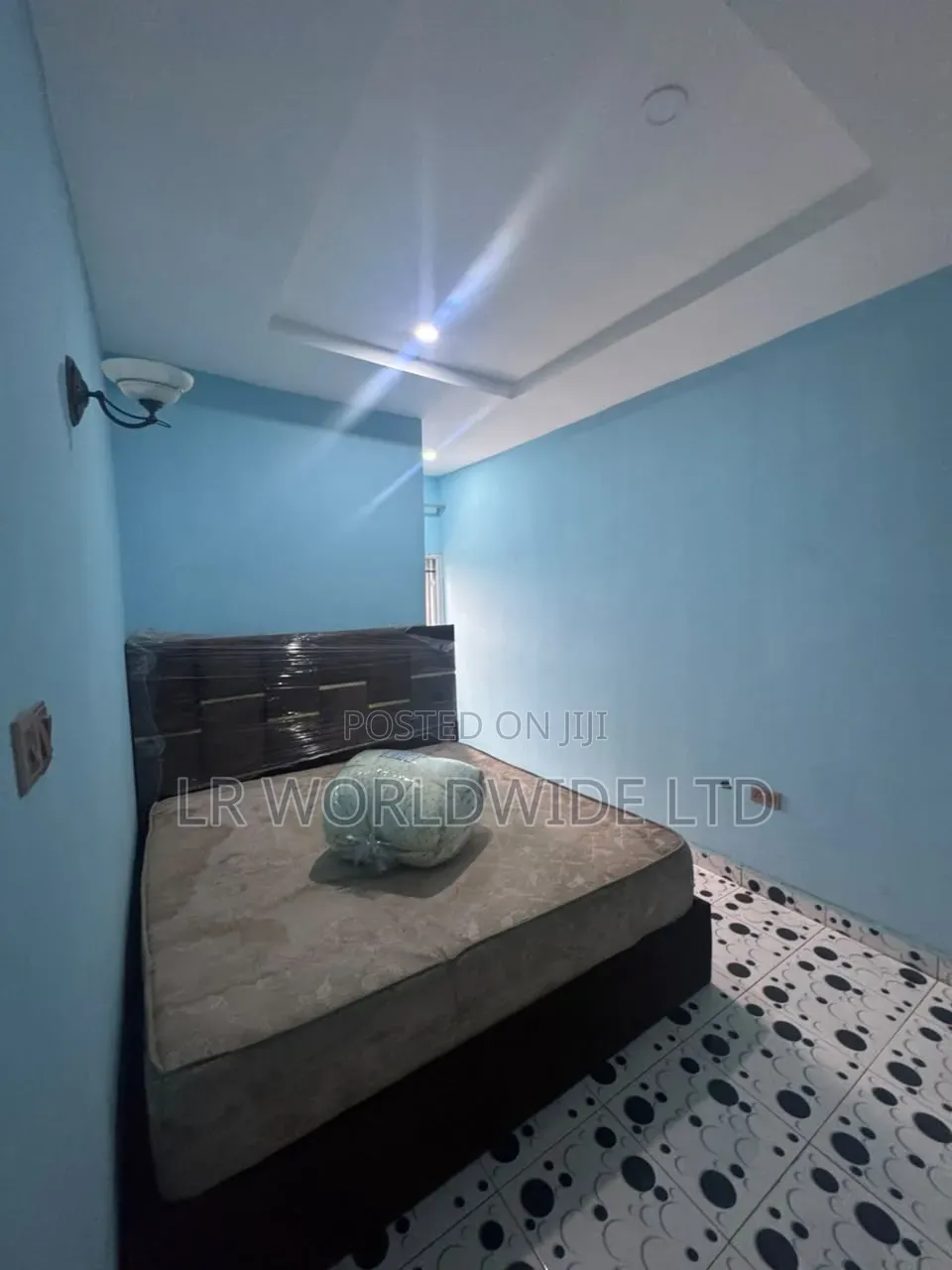 3bdrm Townhouse/Terrace in Defense Estate, Sabon Lugbe for sale