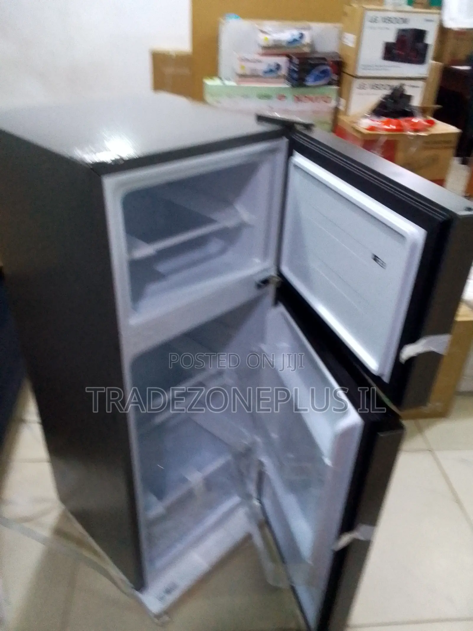 124L Hisense Fridge – Useful for Drinks, Groceries and Fresh Ingredien