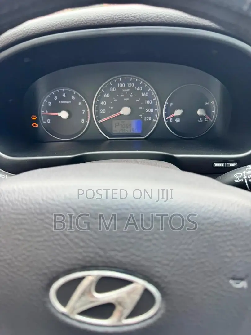 Hyundai Santa Fe 2010 Black