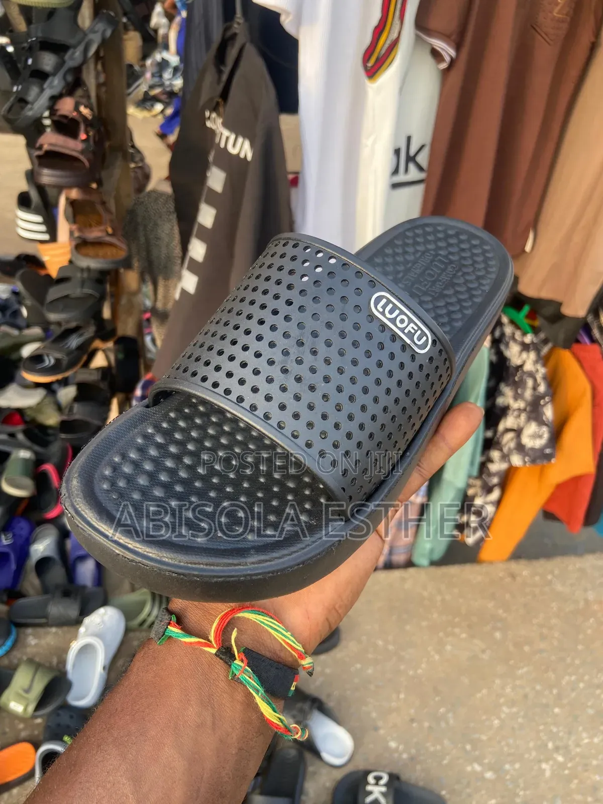 Men’s Trendy Slippers – Comfortable Casual Footwear
