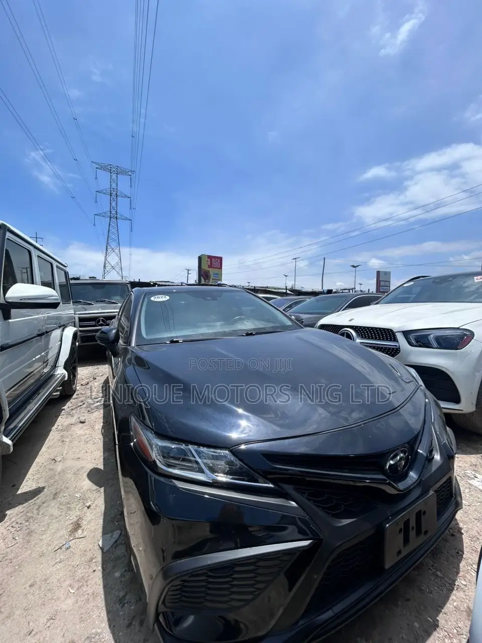 Toyota Camry SE 2022 Black
