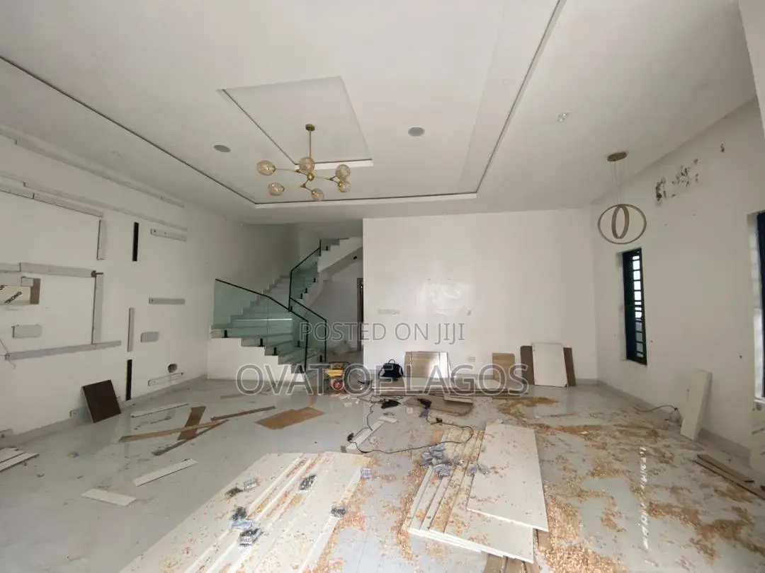 5bdrm Duplex in Orchid, Lekki Expressway for rent
