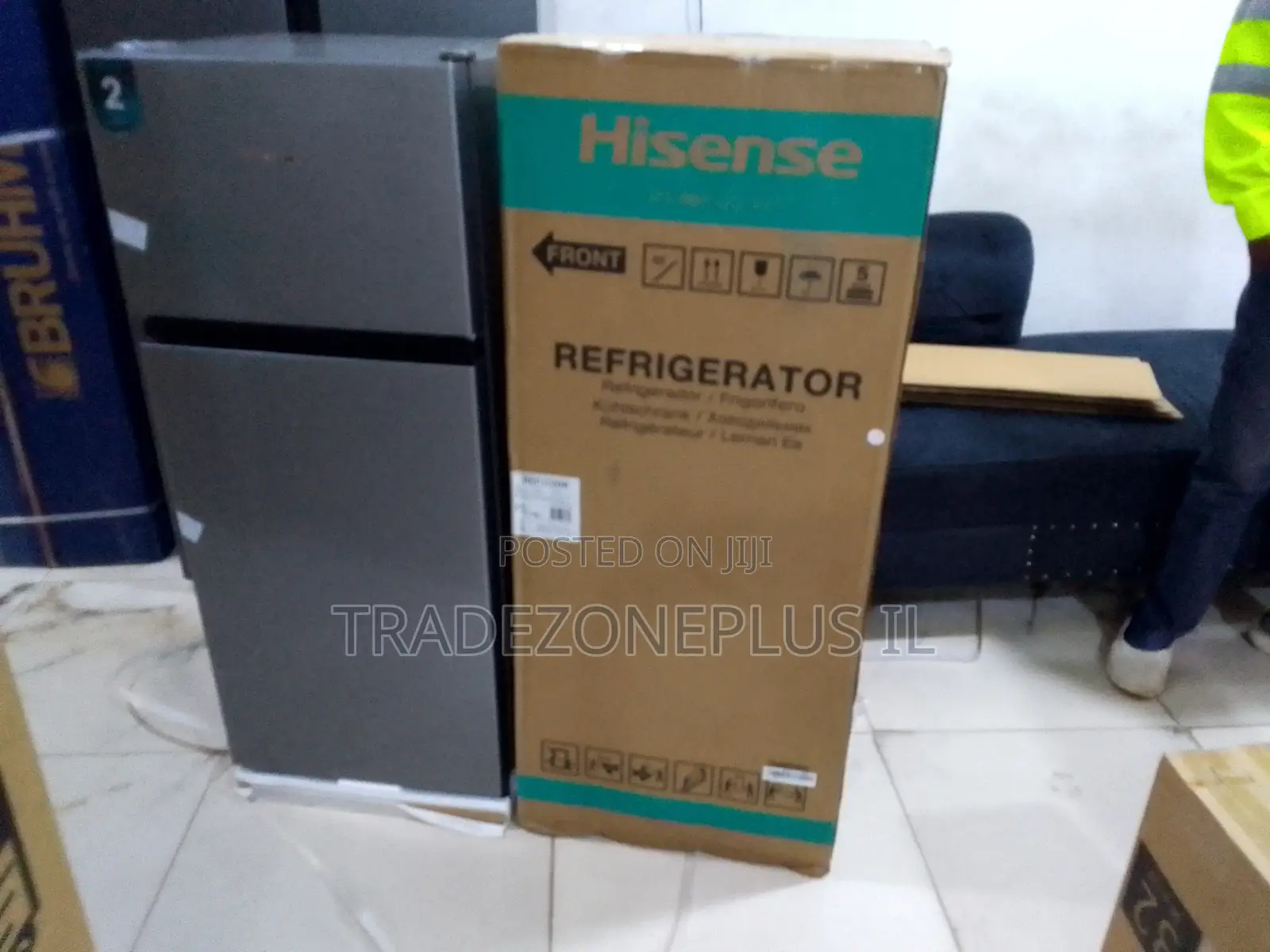 Hisense 124-Litre Fridge – Convenient Cooling for Food and Refreshment