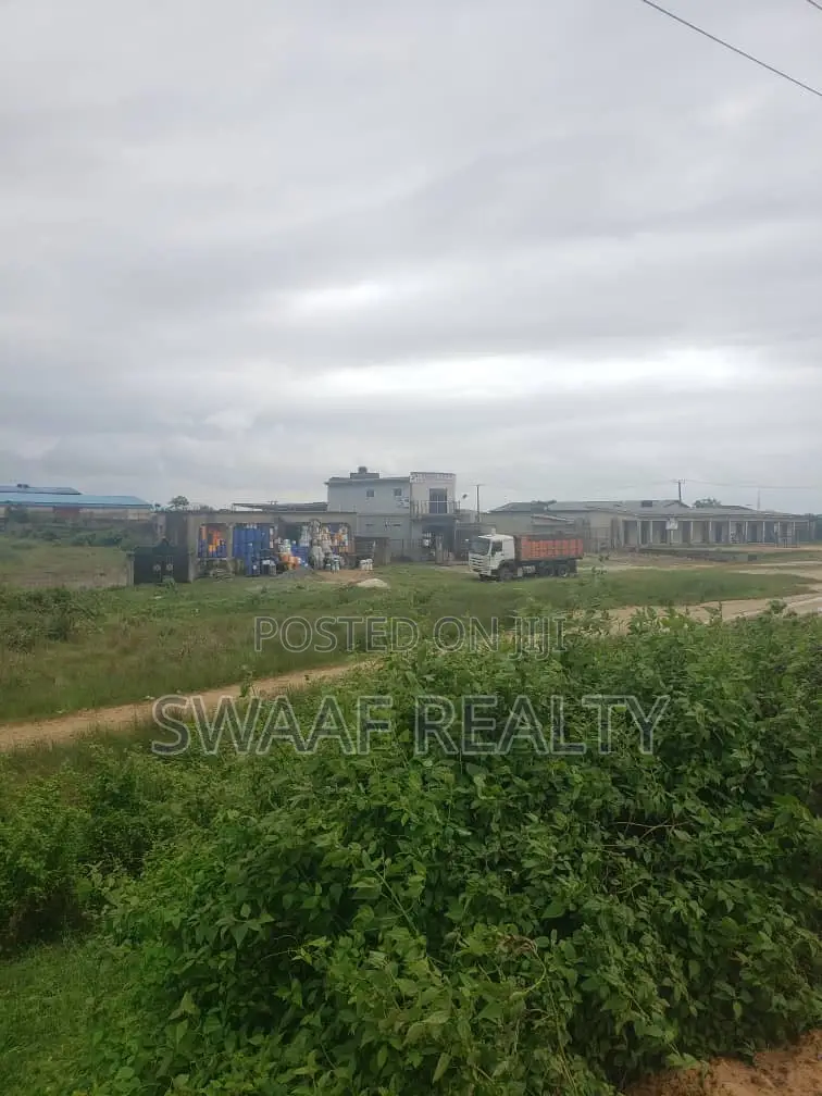 Bulk of Land for Sale Located at Lekki Epe Express Way Elerangbe