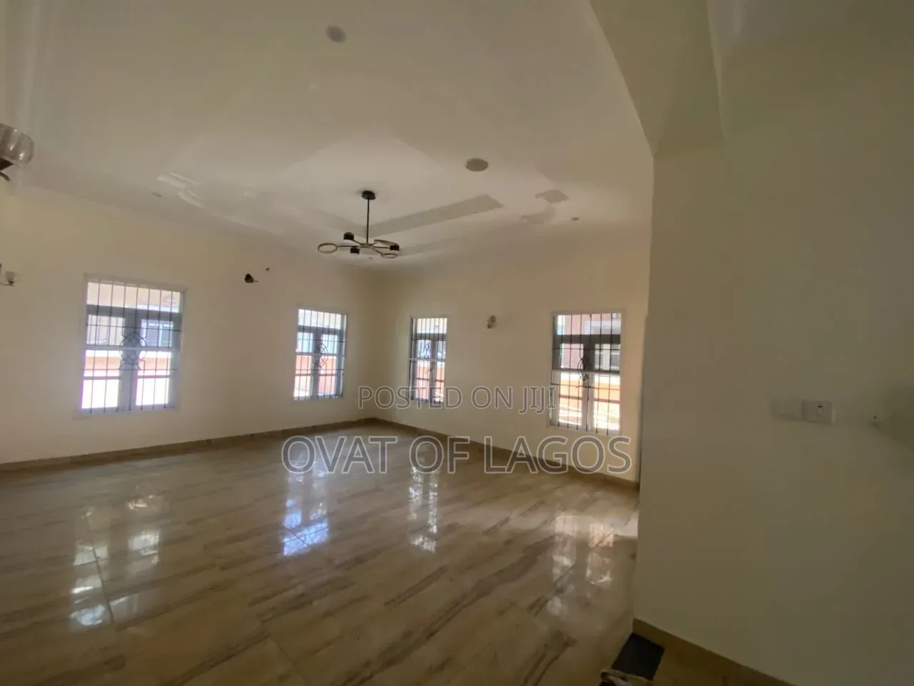 5bdrm Duplex in Lekki County, Ikota for rent