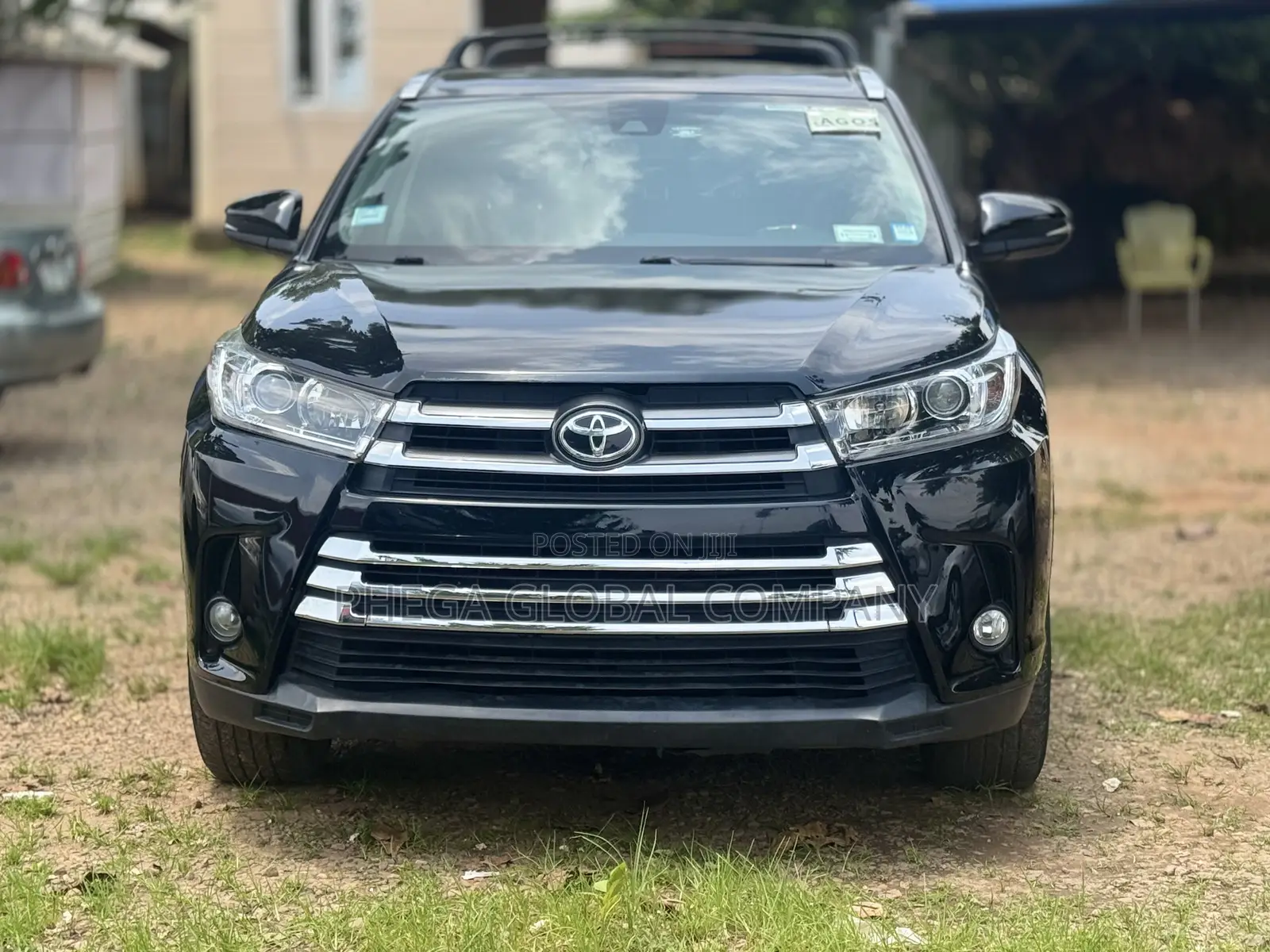Toyota Highlander XLE 4x4 V6 (3.5L 6cyl 8A) 2018 Black