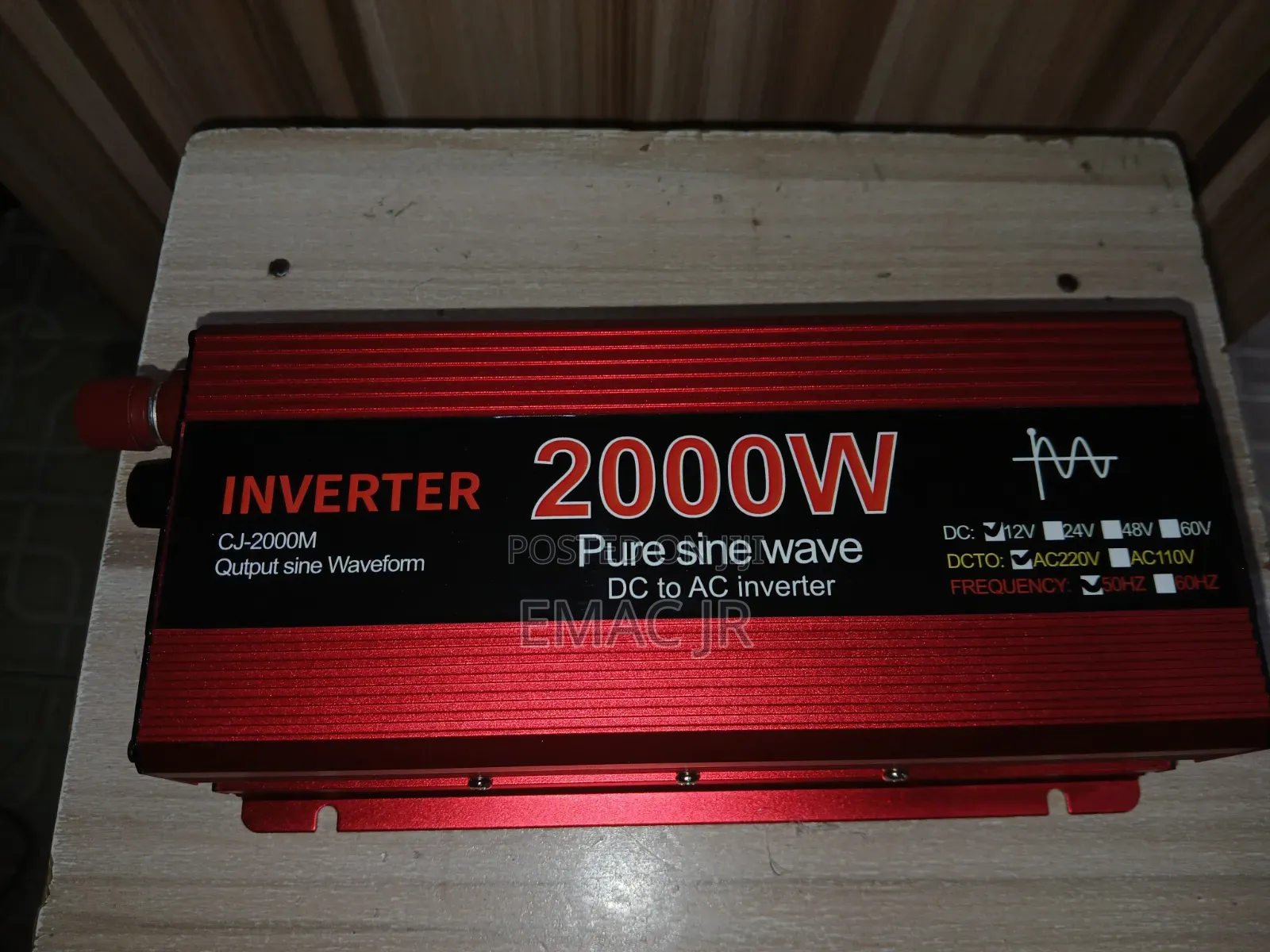 2000w Pure Sine Wave Inverter Model Used to Convert Battery to AC Volt