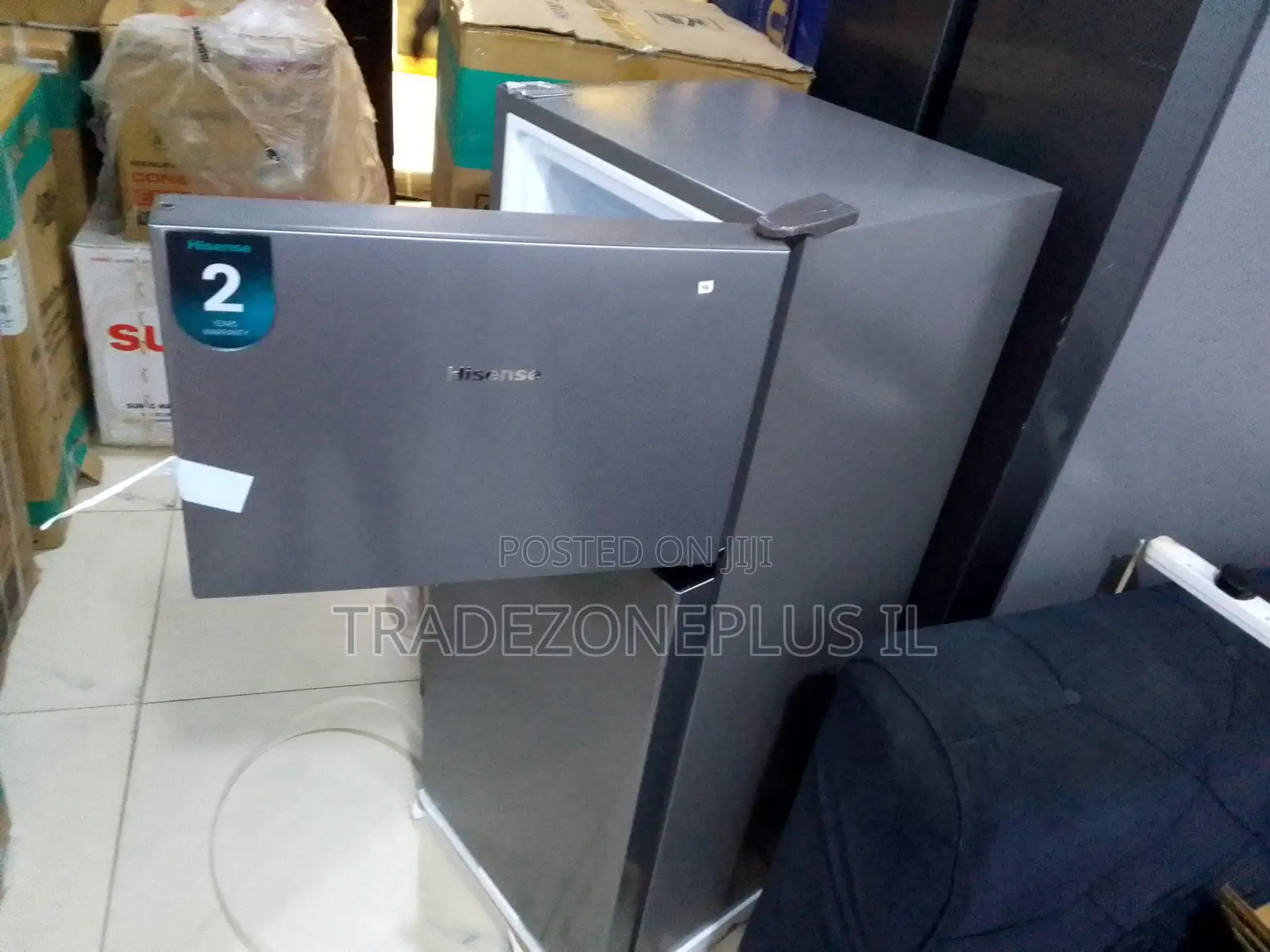 Hisense 124L Refrigerator – Useful for Home Grocery and Beverage Stora