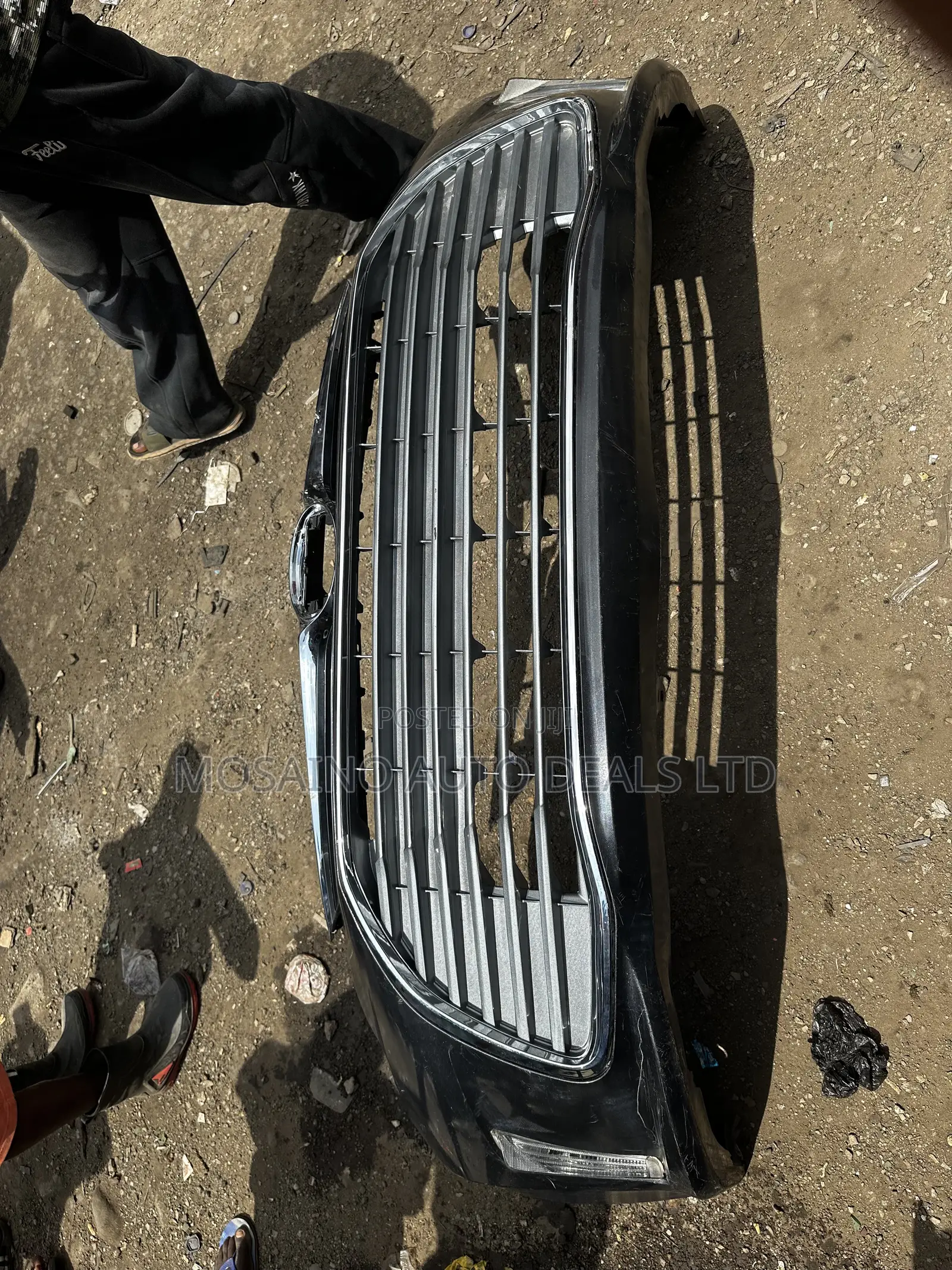 Complete Front Bumper Avalon 2018