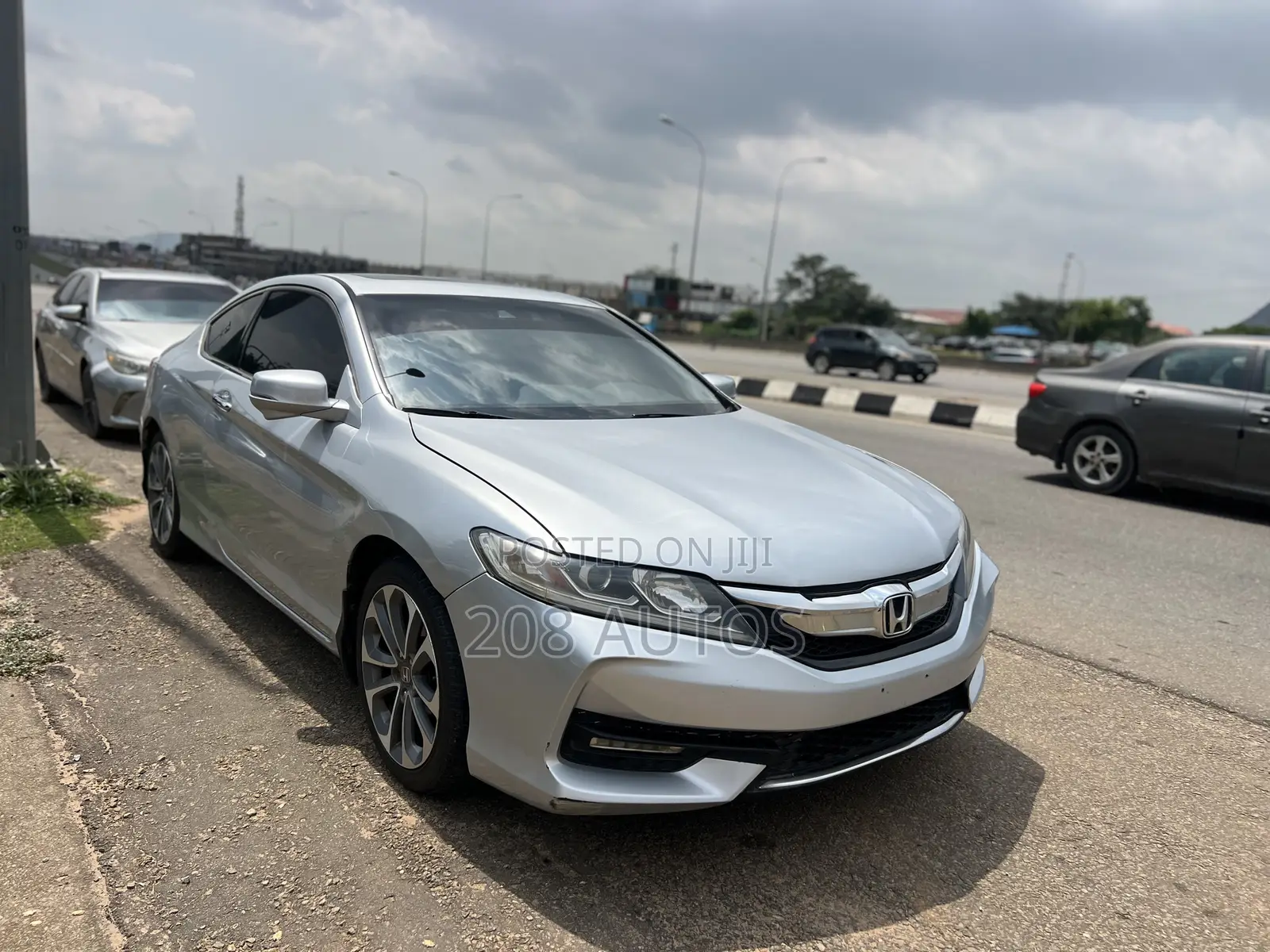 Honda Accord EX-L V-6 2dr Coupe FWD (3.5L 6cyl 6A) 2013 Silver