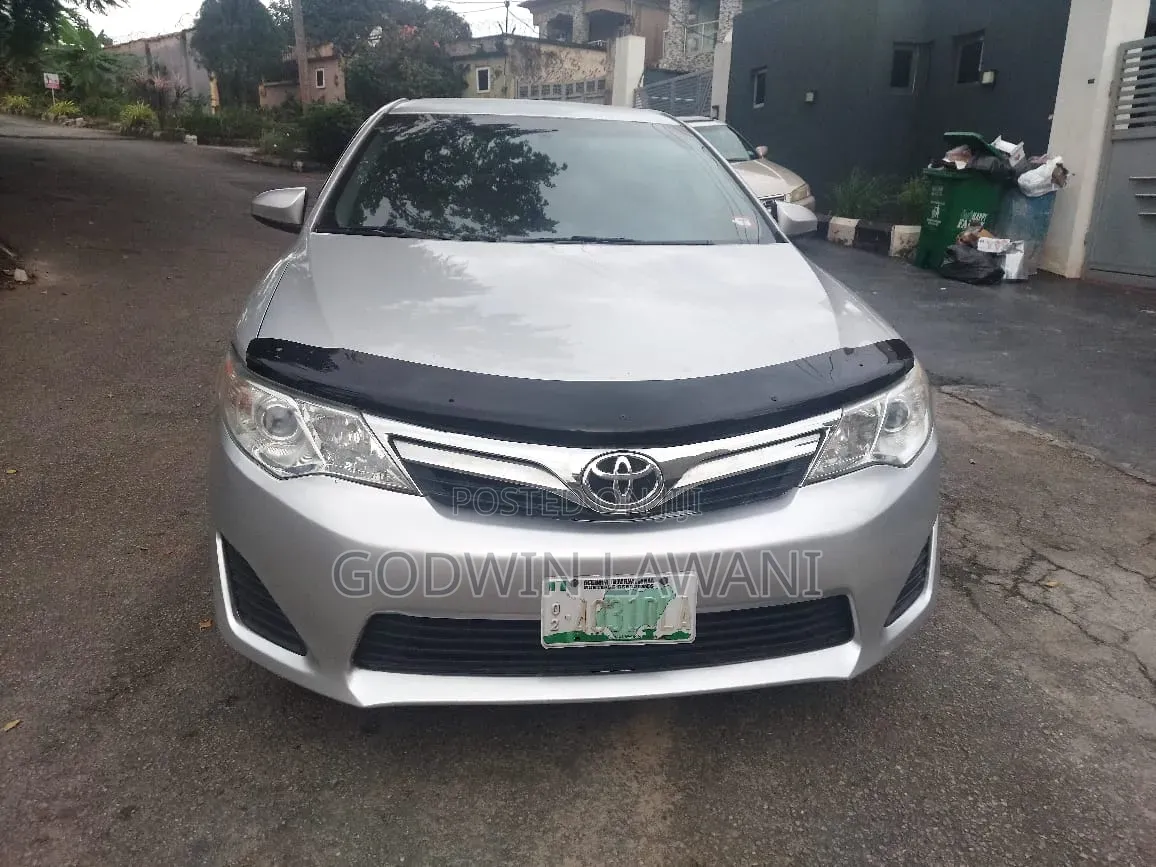 Toyota Camry 2013 Silver