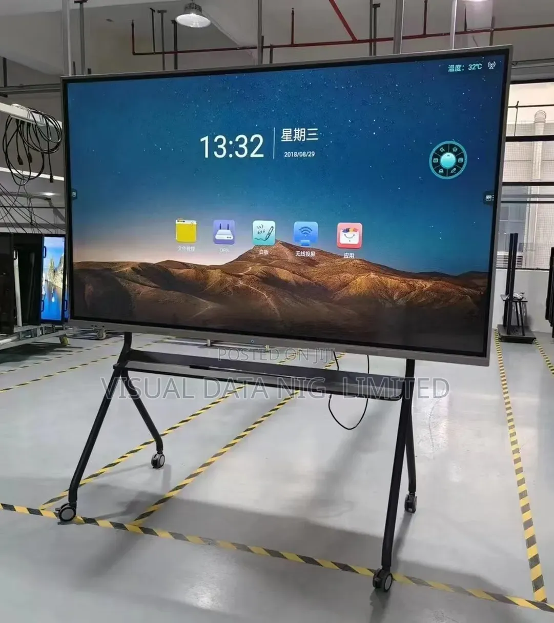 ELON DISPLAY Interactive Flat Panel 100" - Free Stand