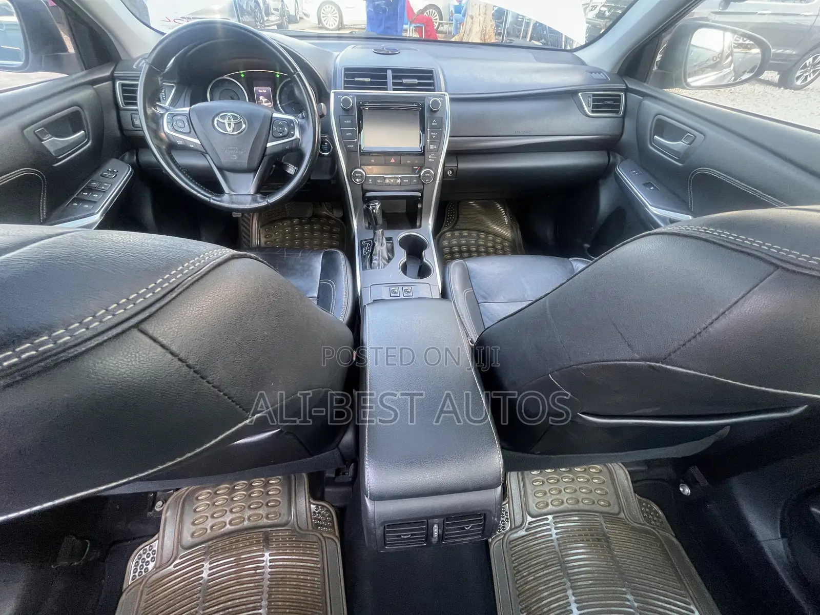 Mercedes-Benz C300 2016 Gray