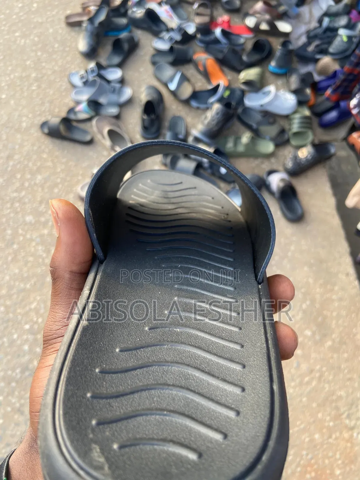 Men’s Casual Footwear – Stylish Slides for Everyday Wear
