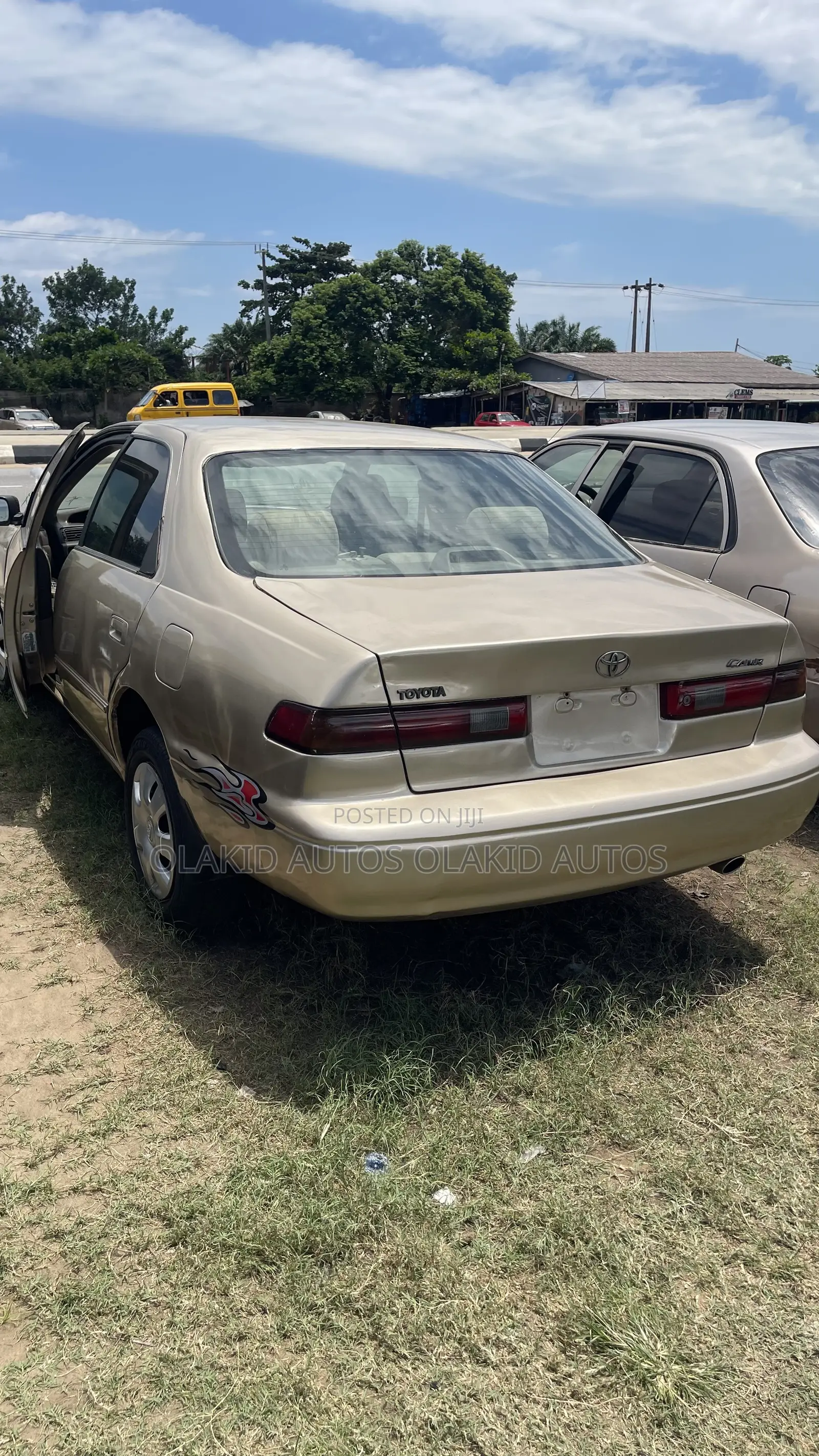 Toyota Camry 2.4 G 2001 Gold