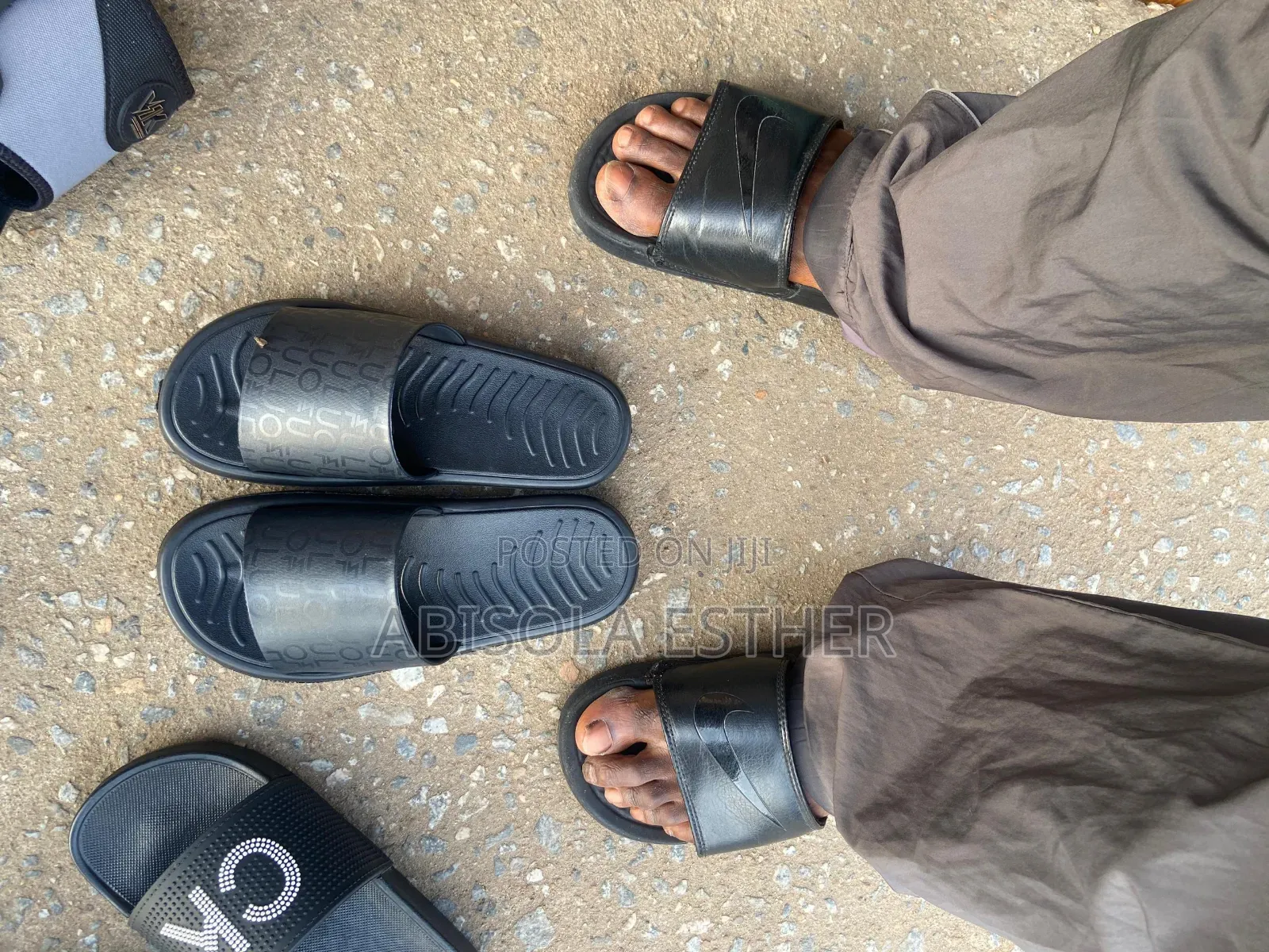 Men’s Stylish Slides – Comfortable Pair for Everyday Use