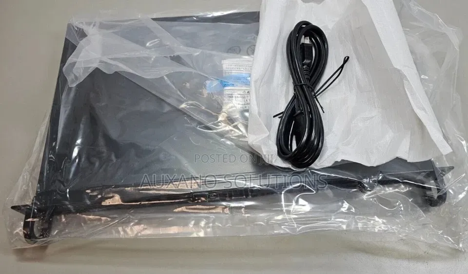 New Server 32GB Intel Xeon SSD 1T