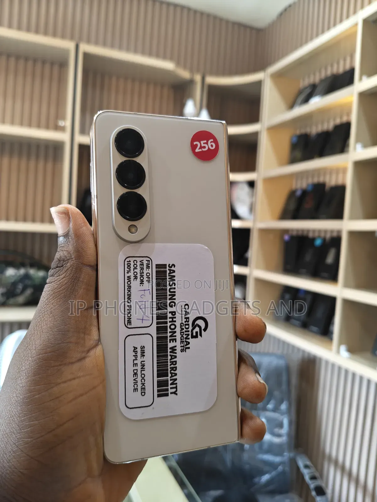 New Samsung Galaxy Z Fold4 256 GB White