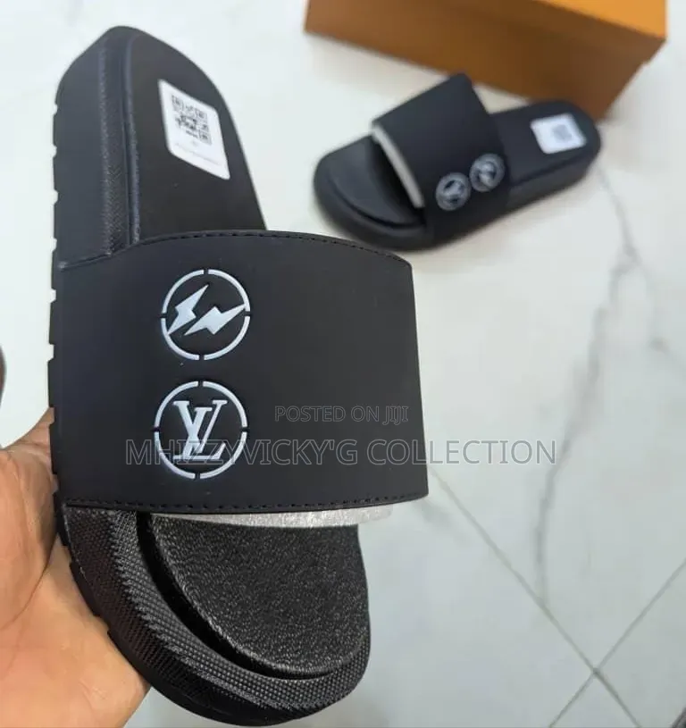 Louis Vuitton Carton Palm
