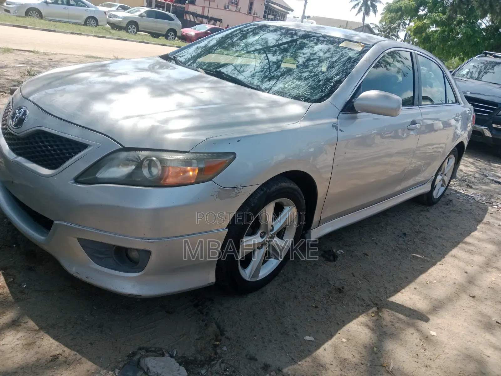 Toyota Camry SE 4dr Sedan (2.5L 4cyl 6AM) 2010 Silver