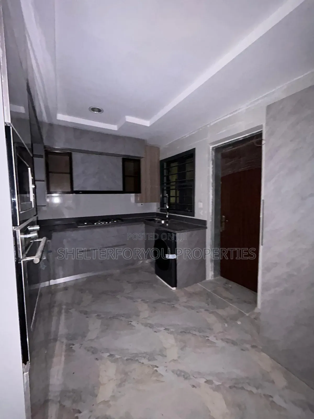 3bdrm Apartment in Ikate for sale
